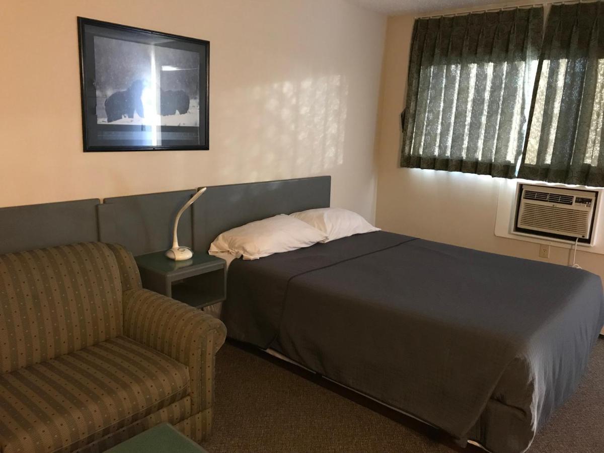 Plains Motor Inn Stettler 외부 사진