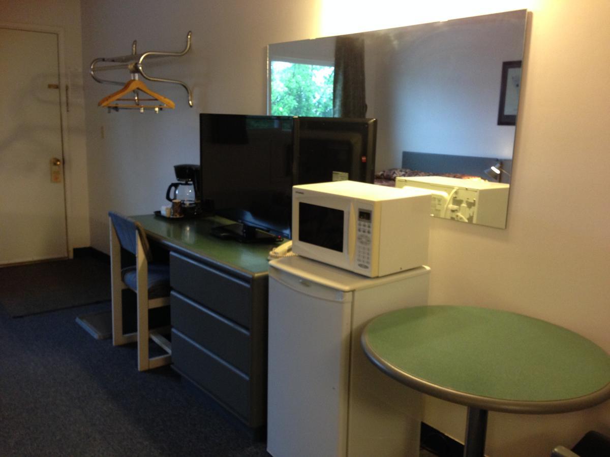 Plains Motor Inn Stettler 외부 사진
