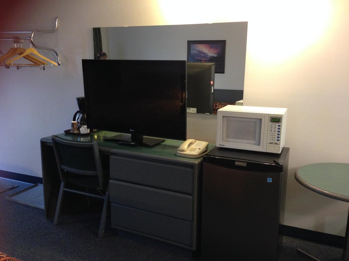 Plains Motor Inn Stettler 외부 사진